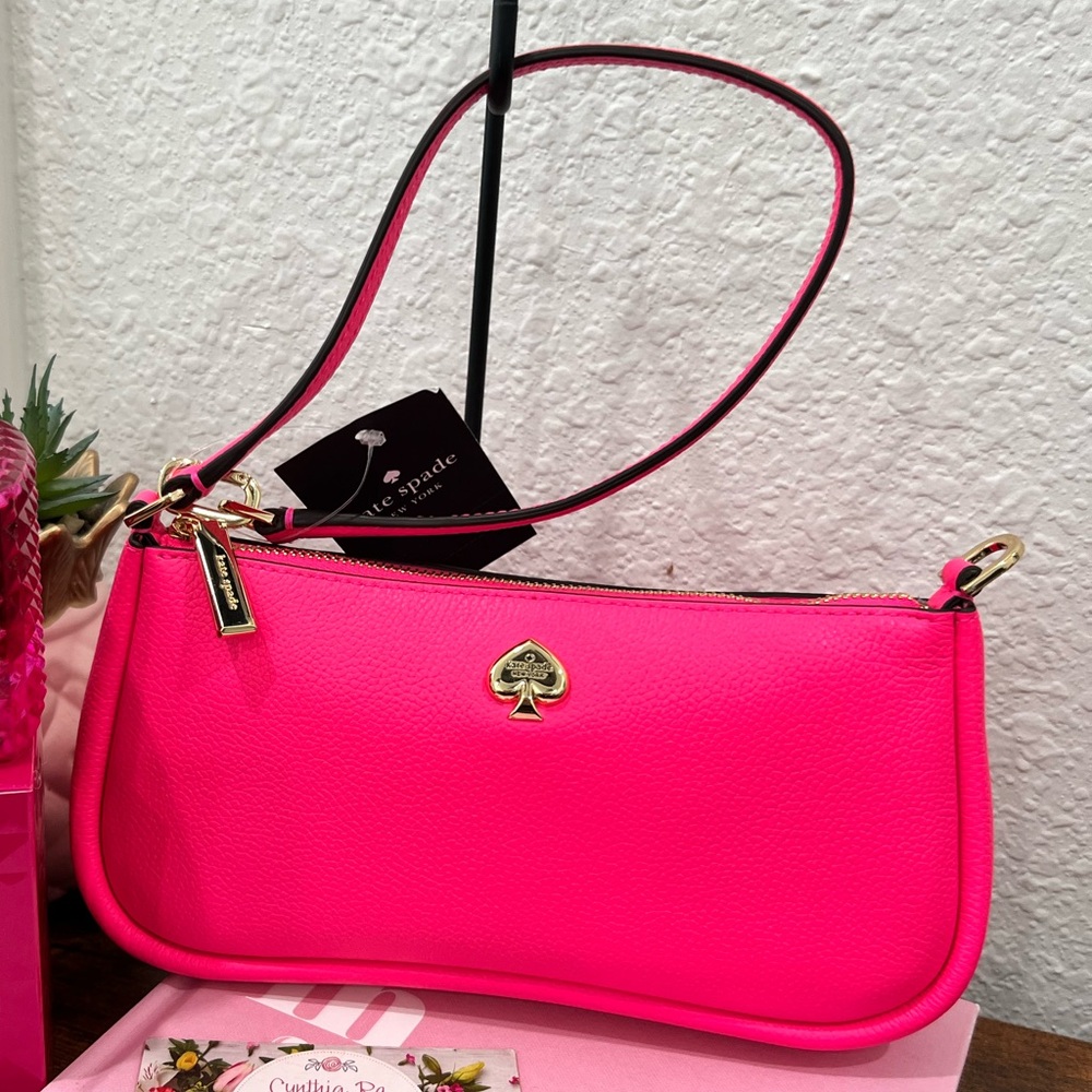 💖Wristlet kate spade💖